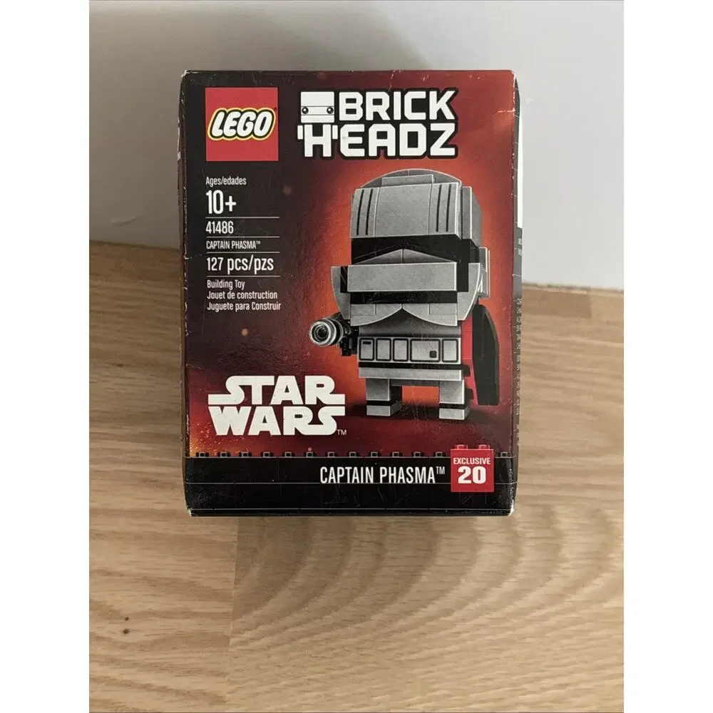 Lego Brickheadz Captain Phasma Star Wars #41486 127 Pieces Brand New Open Box